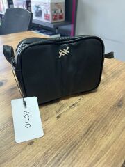 Hotiç Askılı Taşıma Çantası Siyah